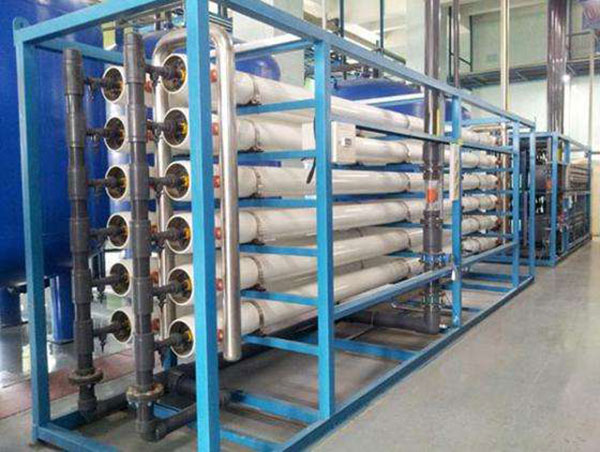 太陽(yáng)能光伏行業(yè)超純水設(shè)備 太陽(yáng)能光伏行業(yè)超純水設(shè)備